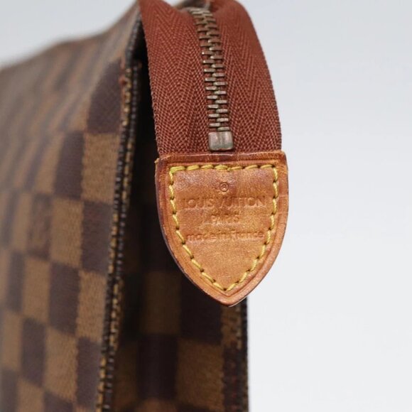 LOUIS VUITTON Damier Ebene Poche Toilette 26 Pouch - Picture 11 of 15